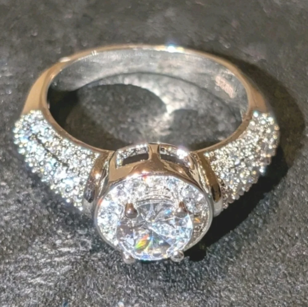 Stunning Unisex 3 Ct Cushion Lab Created Diamond 925 Silver Ring Sz 7